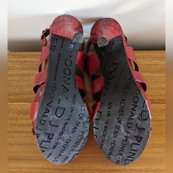 Donald J. Pliner Red Leather Cutout Heels 8 Tomato Girl Whimsigoth Coquette Girl - Picture 7 of 12